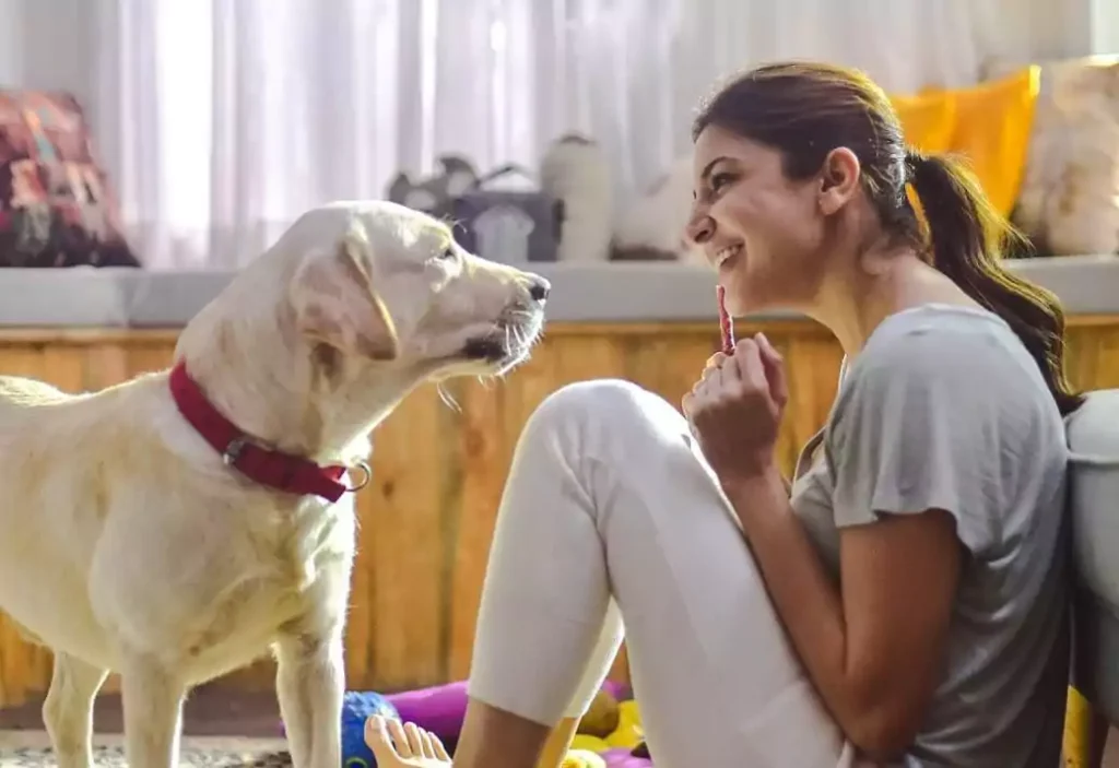 anushka-sharma-Pet-lover